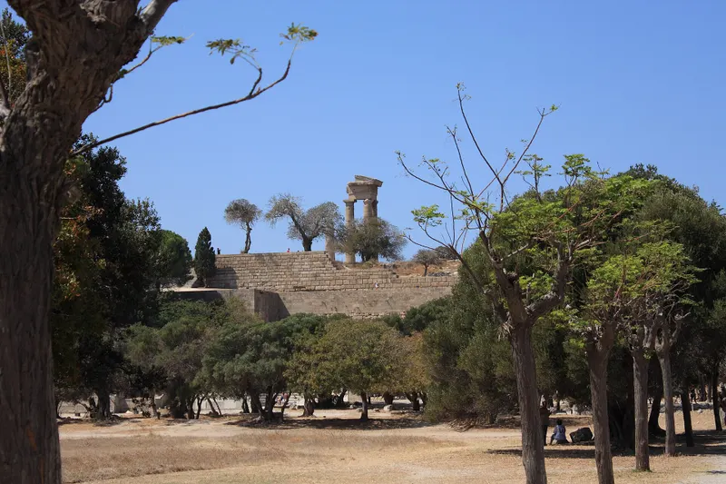 Akropolis von Rhodos in Rhodos